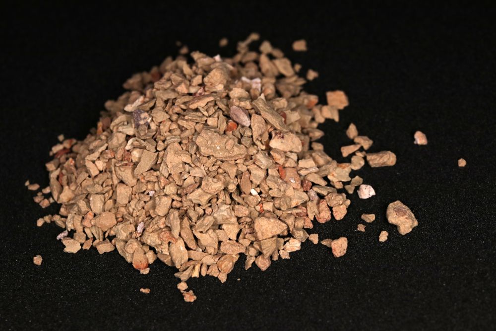 bentonite clay desiccant